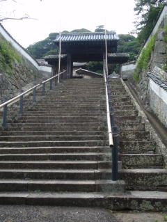 松浦史料博物館入口